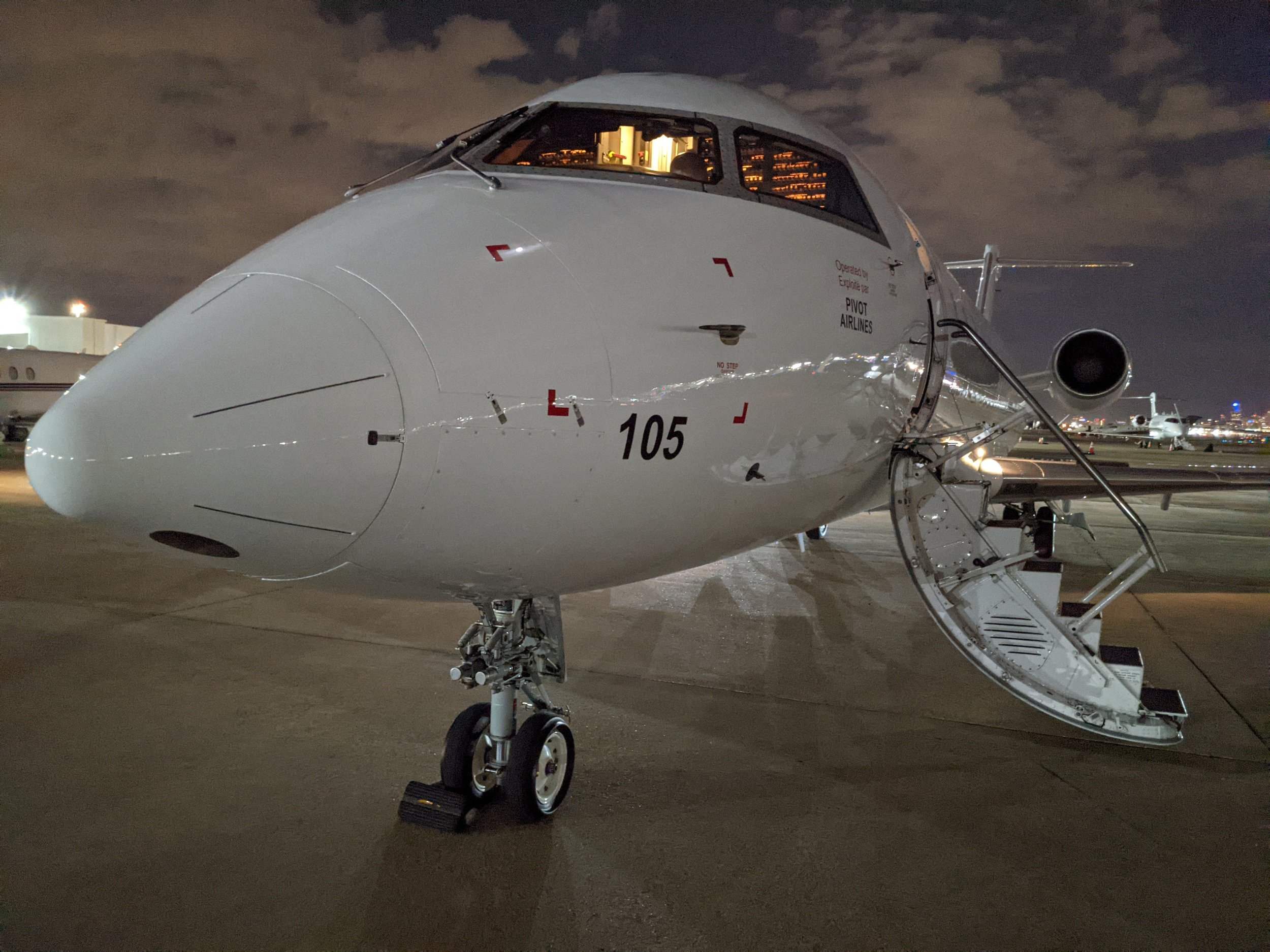 Pivot Holding Company Canada Inc. announces the acquisition of Pivot Airlines
